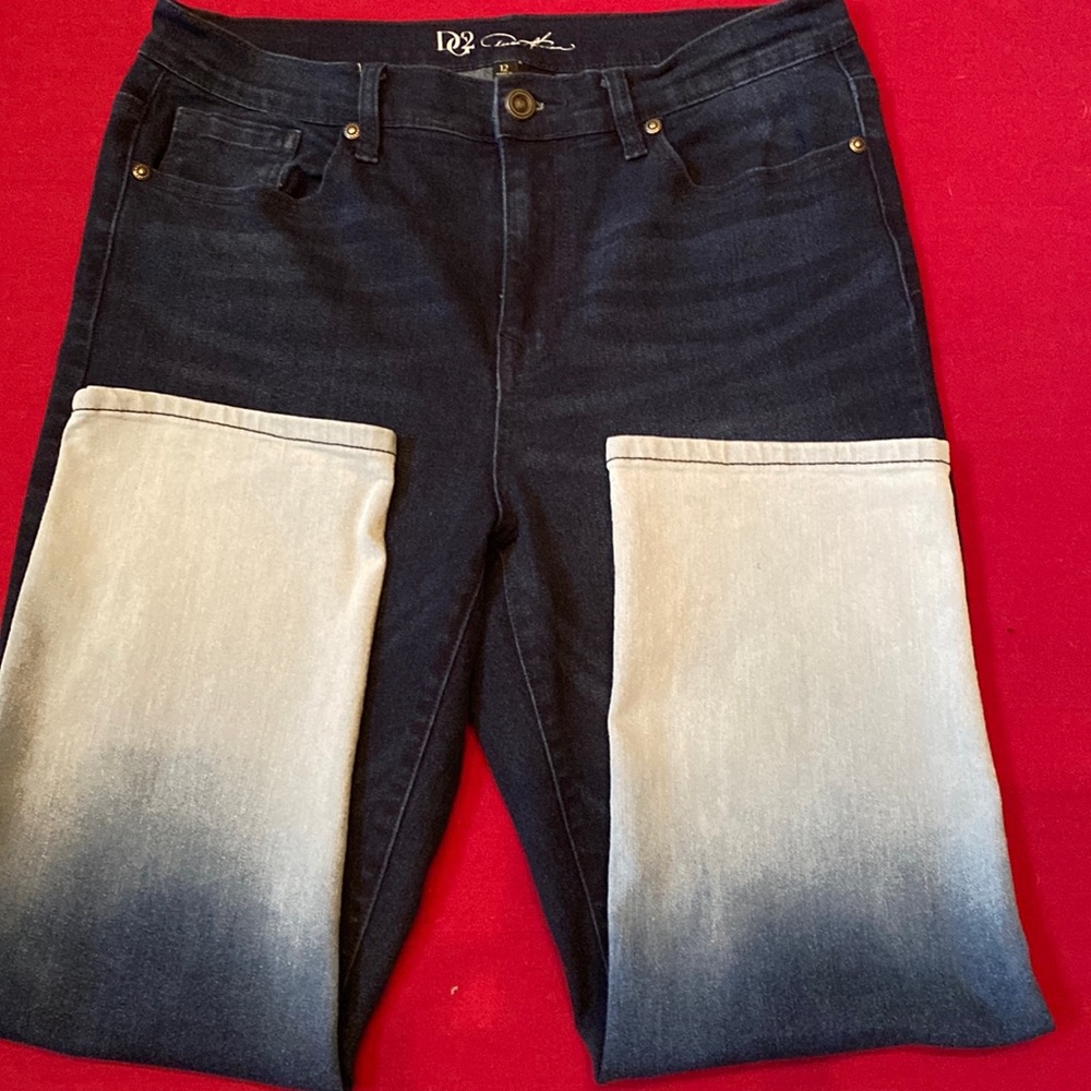 DG2 by Diane Gilman blue ombré ankle jeans.